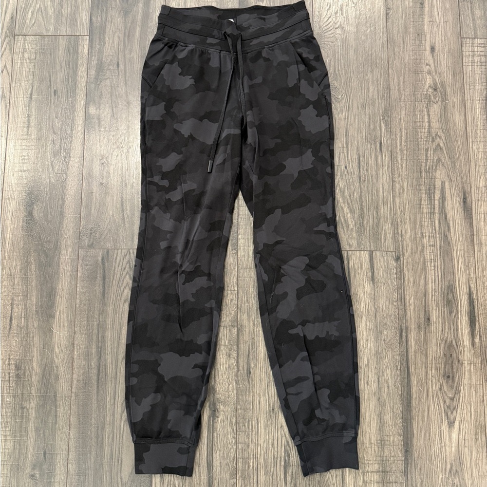 Lululemon Athletica Black Camo Align Jogger Pants